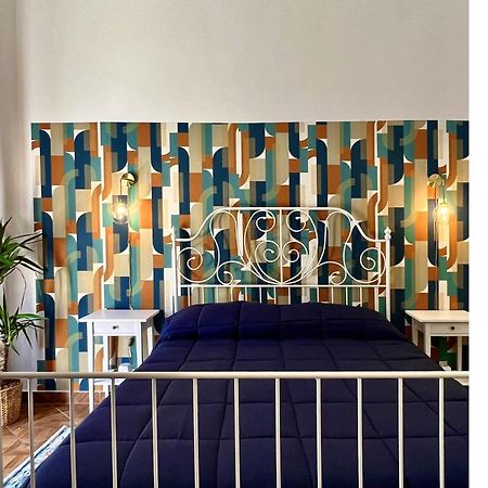 Appartamento Nel Cuore Di Napoli - Apartment In The Heart Of Неаполь Екстер'єр фото