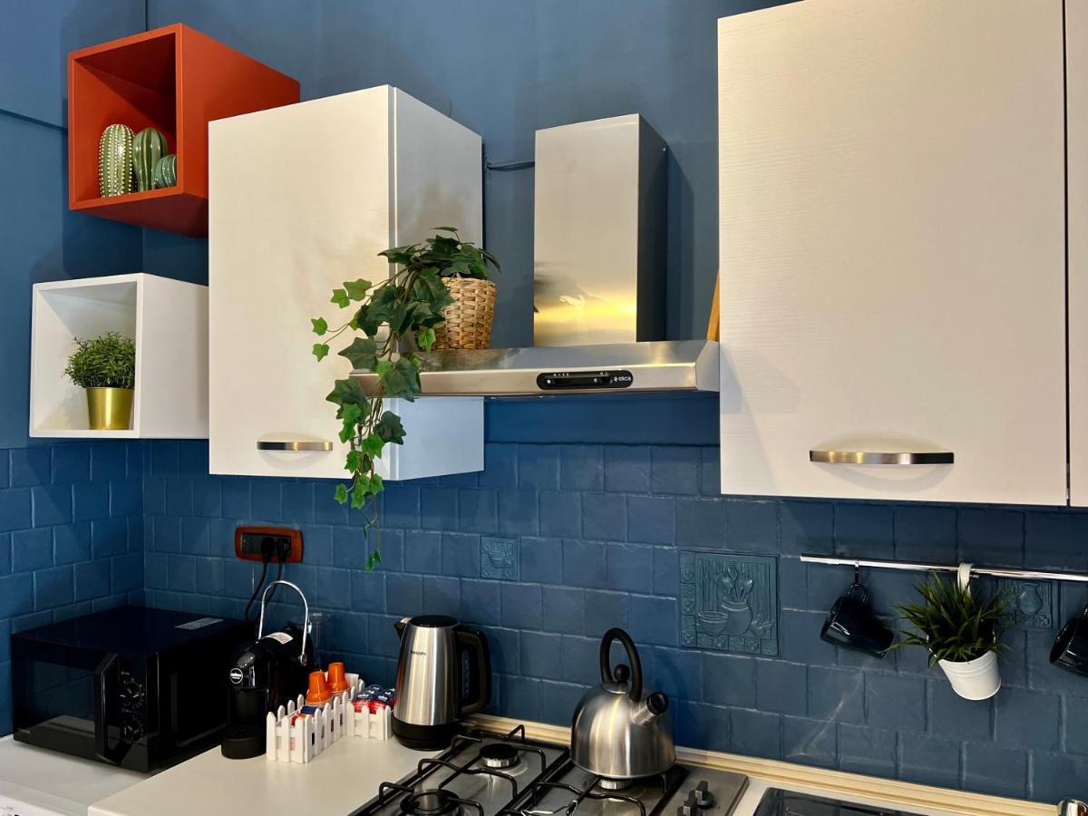 Appartamento Nel Cuore Di Napoli - Apartment In The Heart Of Неаполь Екстер'єр фото